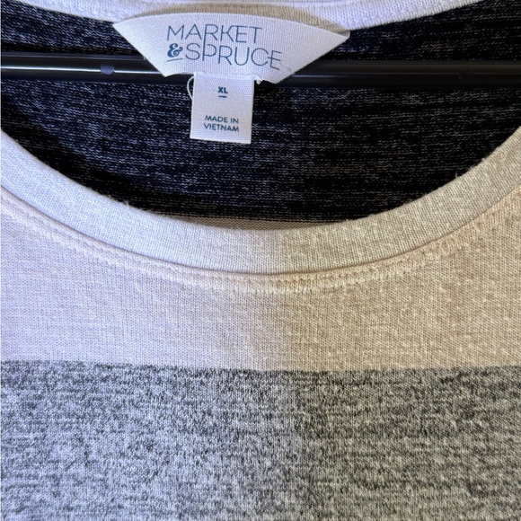 Market & Spruce Monochrome Striped Tee - Picture 2 of 5